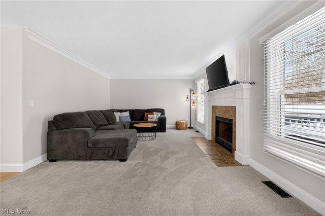 125 Glenshire Lane, Medina, OH 44256