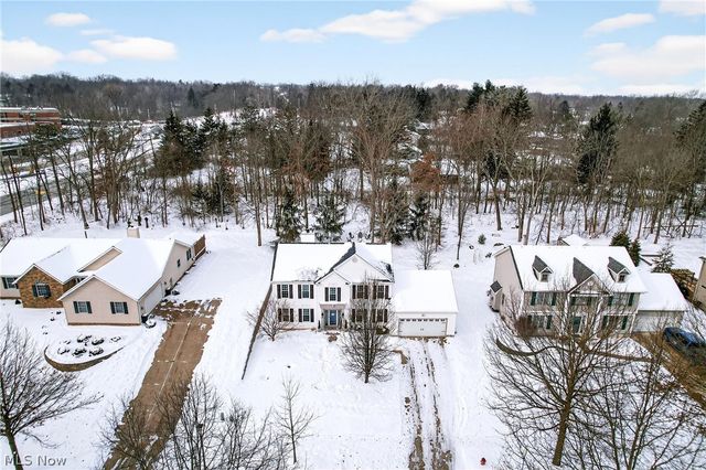 125 Glenshire Lane, Medina, OH 44256