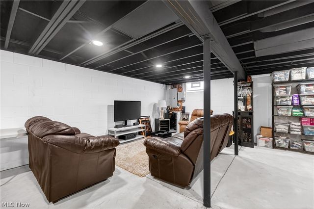 125 Glenshire Lane, Medina, OH 44256