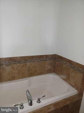 60 NATURAL WAY, Martinsburg, WV 25404