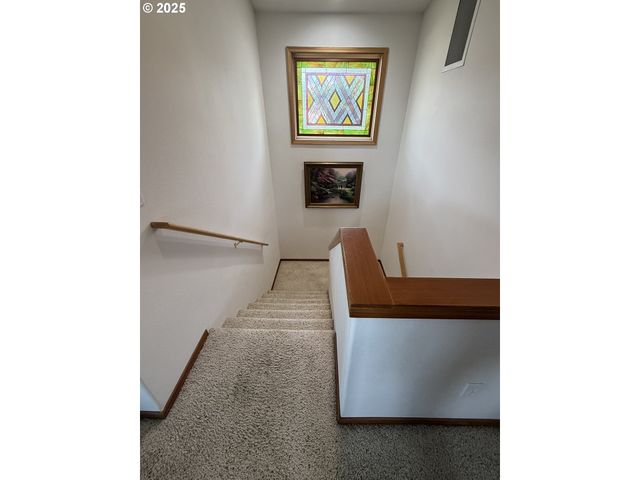 35210 F Pl, Ocean Park, WA 98640