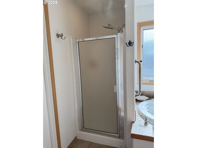 35210 F Pl, Ocean Park, WA 98640