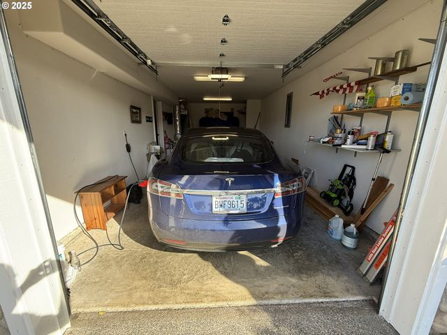 35210 F Pl, Ocean Park, WA 98640