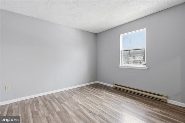 2320 ELMHURST RD, East Stroudsburg, PA 18302