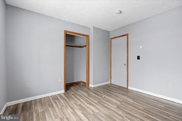 2320 ELMHURST RD, East Stroudsburg, PA 18302