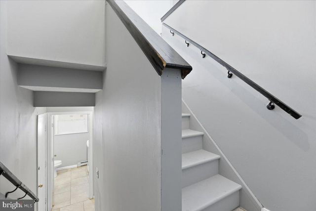 2320 ELMHURST RD, East Stroudsburg, PA 18302