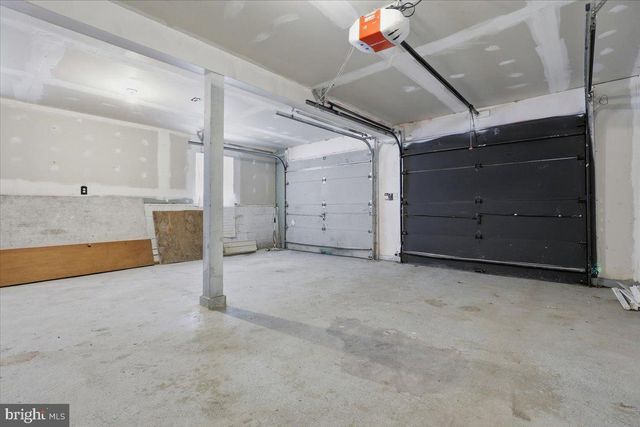 2320 ELMHURST RD, East Stroudsburg, PA 18302