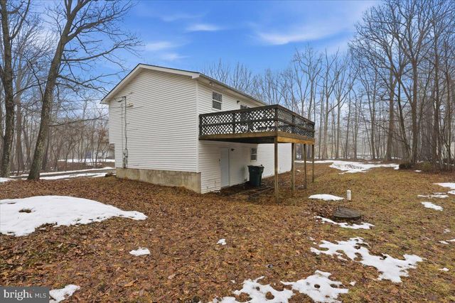 2320 ELMHURST RD, East Stroudsburg, PA 18302