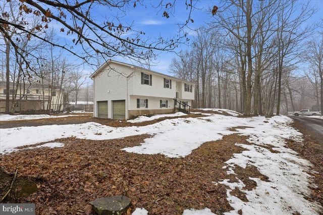 2320 ELMHURST RD, East Stroudsburg, PA 18302