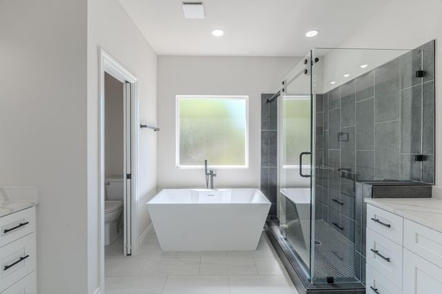 6814 Champion Lane, Houston, TX 77091