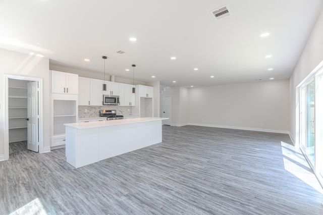 6814 Champion Lane, Houston, TX 77091