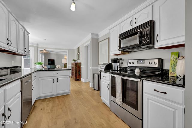 6617 Windingwood Lane, Wilmington, NC 28411