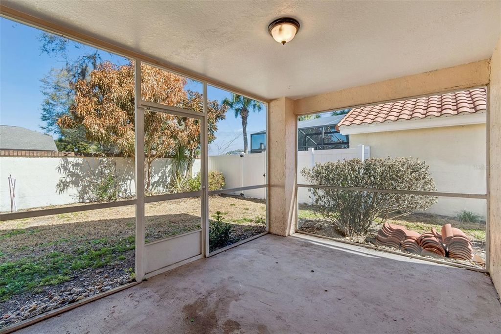 Image 16 of property listing at 669 VIA MILANO, Apopka, FL 32712