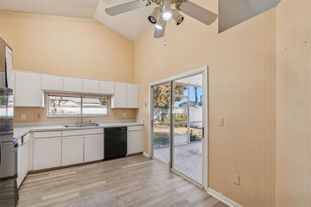 Image 7 of property listing at 669 VIA MILANO, Apopka, FL 32712