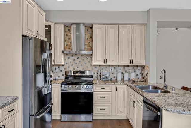 35317 Terra Cotta Cir, Fremont, CA 94536
