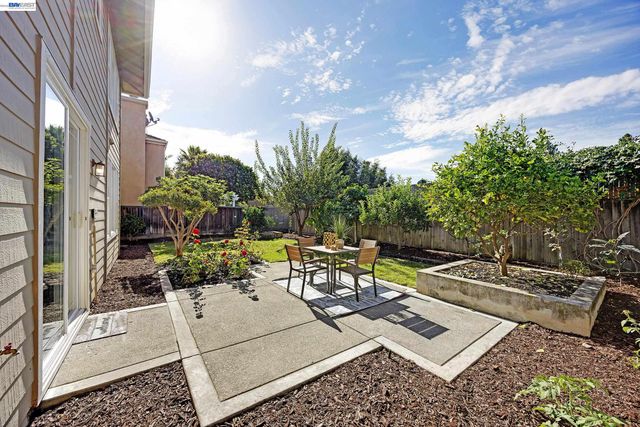 35317 Terra Cotta Cir, Fremont, CA 94536