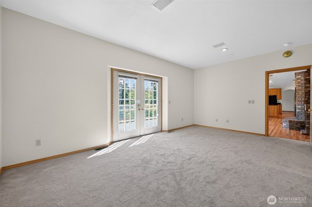 18432 W Lake Desire Drive SE, Renton, WA 98058