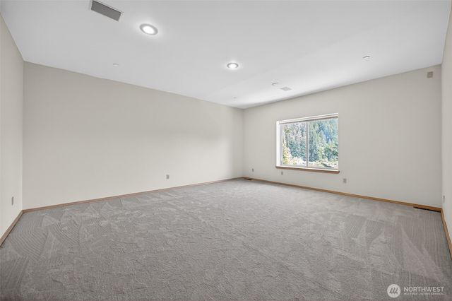 18432 W Lake Desire Drive SE, Renton, WA 98058