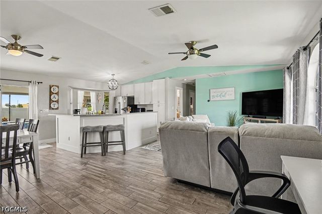 419 NW 7th TER, Cape Coral, FL 33993