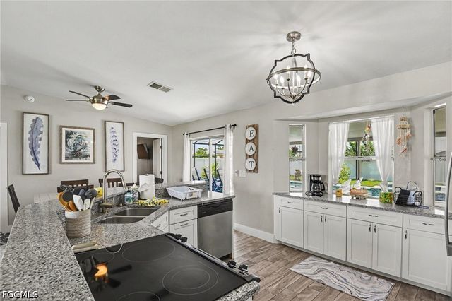 419 NW 7th TER, Cape Coral, FL 33993