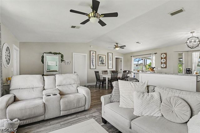 419 NW 7th TER, Cape Coral, FL 33993