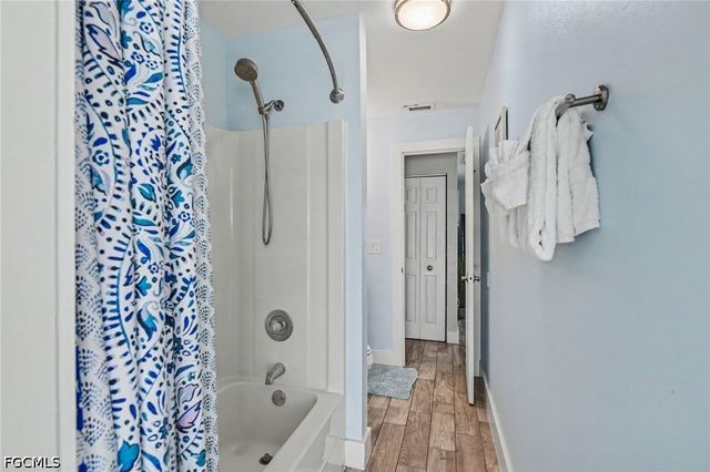419 NW 7th TER, Cape Coral, FL 33993