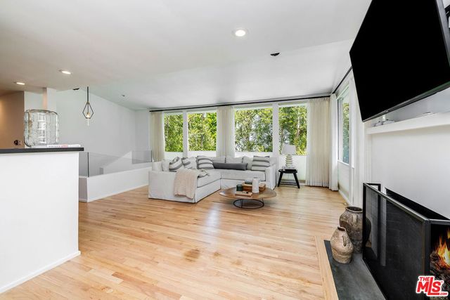 1331 CORDELL Place, Los Angeles, CA 90069