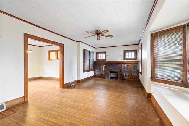 390 Tarrington Road, Irondequoit, NY 14609
