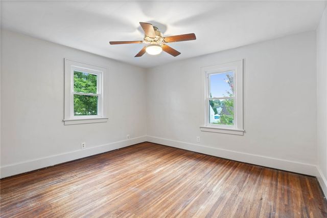 390 Tarrington Road, Irondequoit, NY 14609