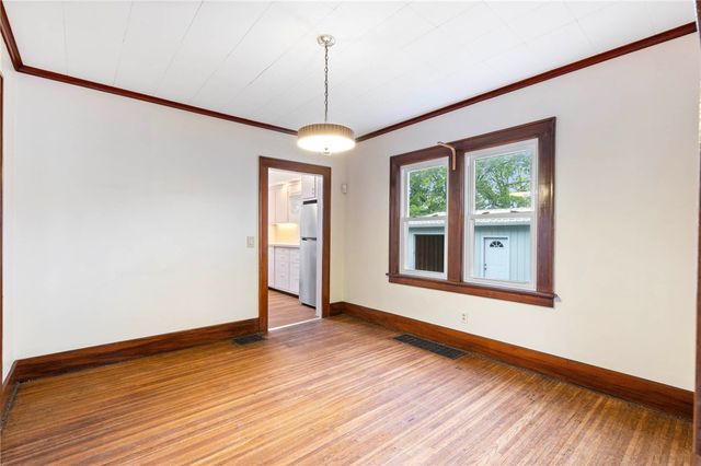 390 Tarrington Road, Irondequoit, NY 14609