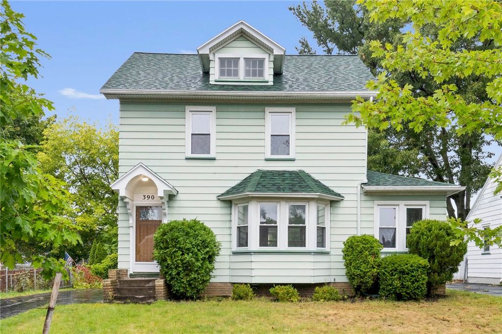 390 Tarrington Road, Irondequoit, NY 14609