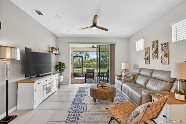 6042 SW 93rd Circle, Ocala, FL 34481