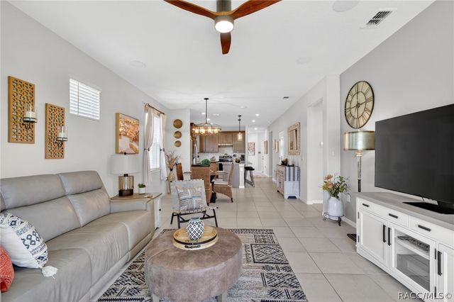 6042 SW 93rd Circle, Ocala, FL 34481