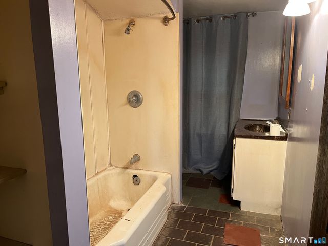 632 Meriden Avenue, Southington, CT 06489