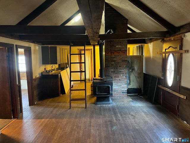 632 Meriden Avenue, Southington, CT 06489