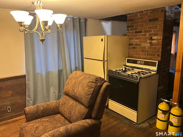 632 Meriden Avenue, Southington, CT 06489