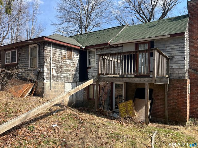 632 Meriden Avenue, Southington, CT 06489