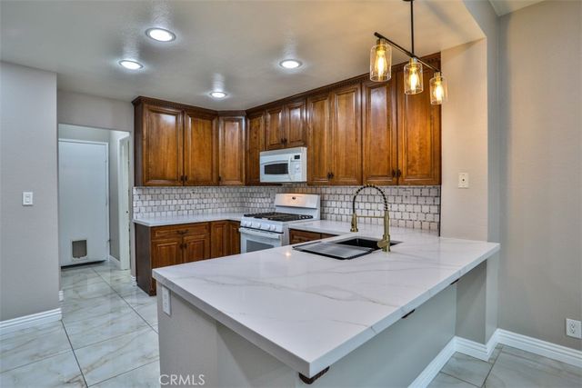 176 Calle Renata, San Dimas, CA 91773