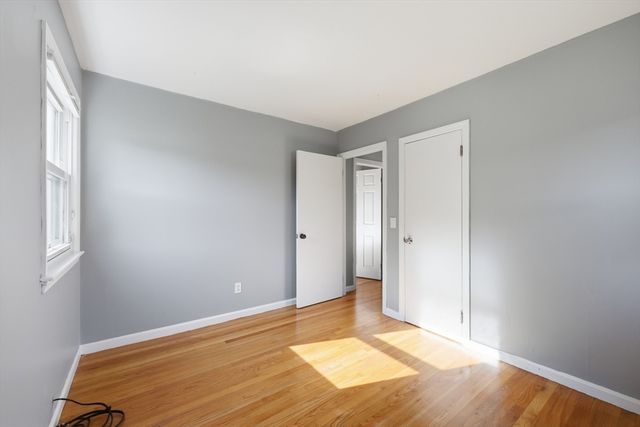 17 Keddy Street, Springfield, MA 01109