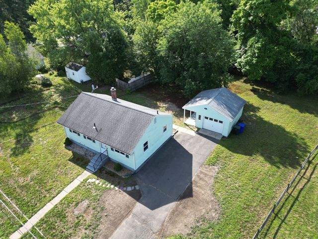 17 Keddy Street, Springfield, MA 01109