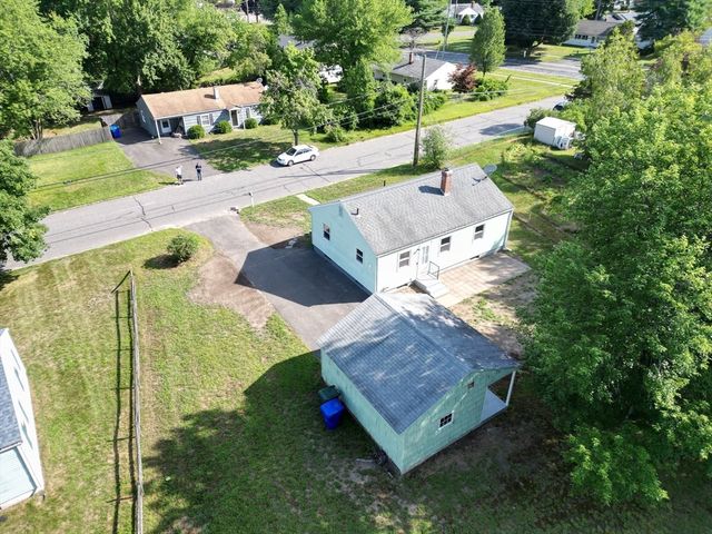 17 Keddy Street, Springfield, MA 01109