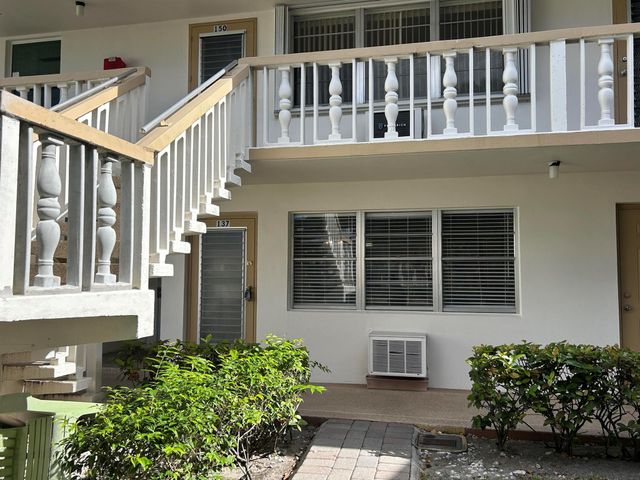 137 Bedford F, West Palm Beach, FL 33417