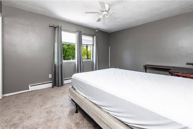 72 W Shore Road 202, Warwick, RI 02889