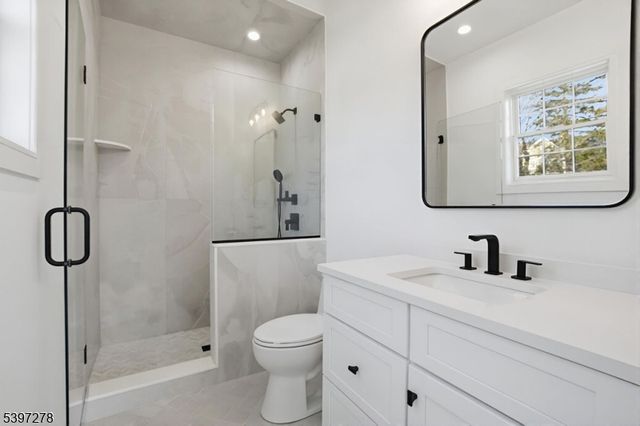 354 Beaufort Ave, Livingston Twp., NJ 07039