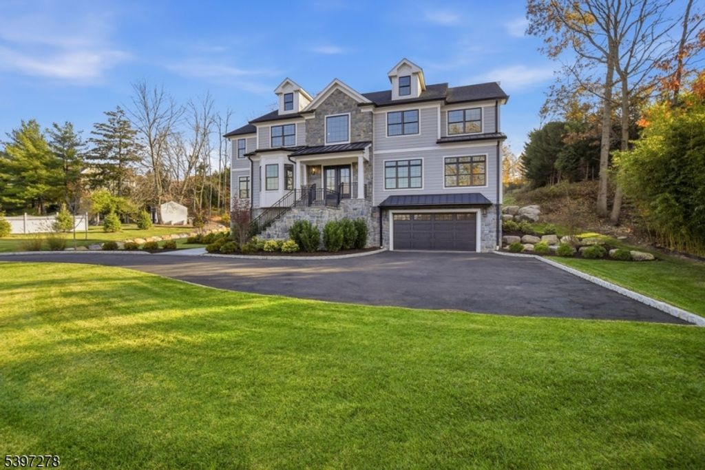 354 Beaufort Ave, Livingston Twp., NJ 07039