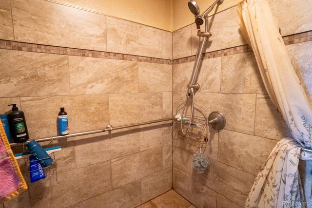24611 Mount Olive Drive, Brownstown Charter Township, MI 48134
