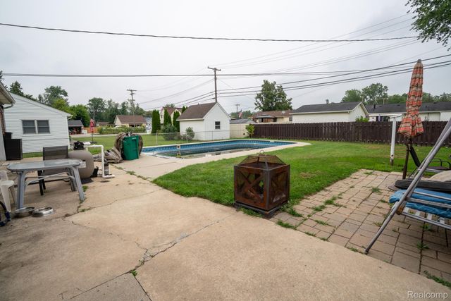 24611 Mount Olive Drive, Brownstown Charter Township, MI 48134