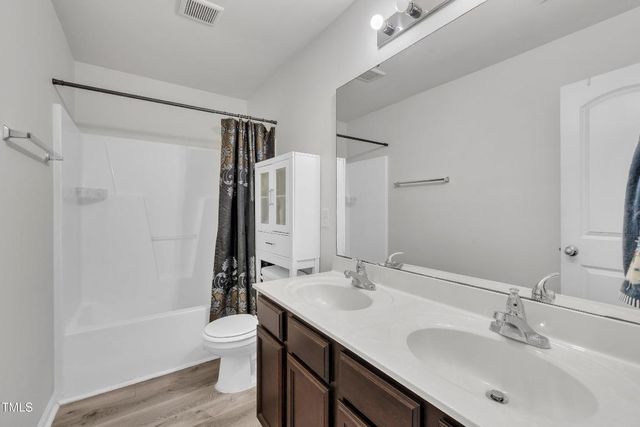2816 Erinridge Road, Raleigh, NC 27610