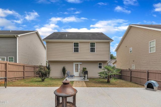 2816 Erinridge Road, Raleigh, NC 27610