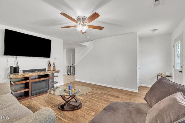 2816 Erinridge Road, Raleigh, NC 27610